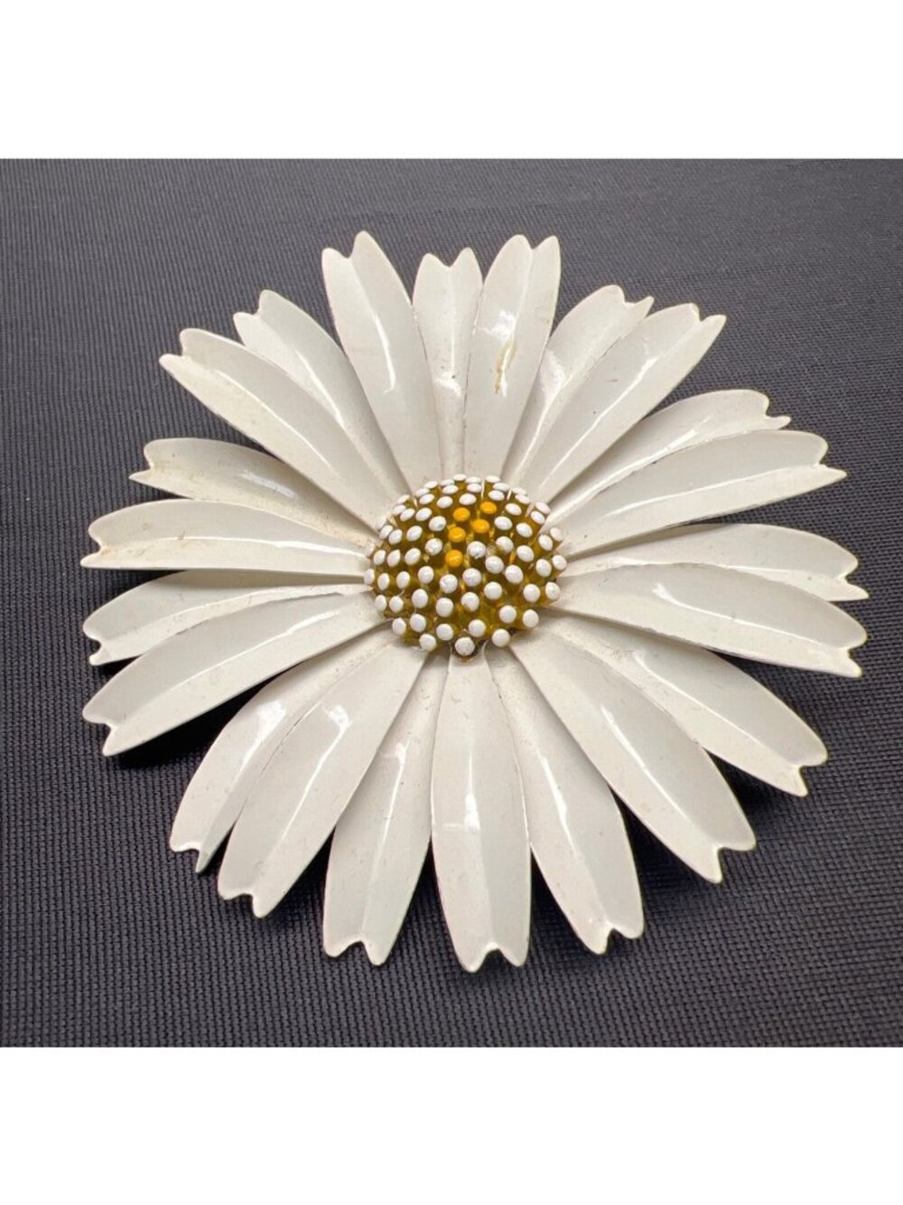 Vintage Trifari Daisy Brooch Pin Enamel White & Yellow Flower 3.5"